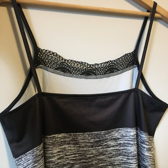 All You Need Is 'Love' Strappy Lace Collar Tank Top - Picture 5 of 14